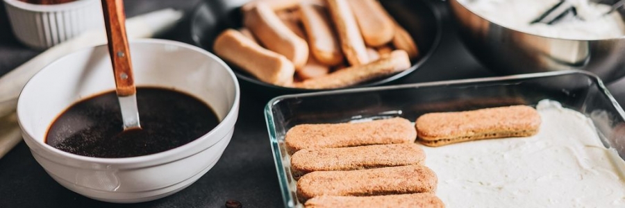 טירמיסו, אספרסו ומה שביניהם: עולם הקינוחים שמתעורר עם קפה